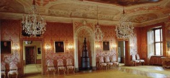 Парадный зал городского замка