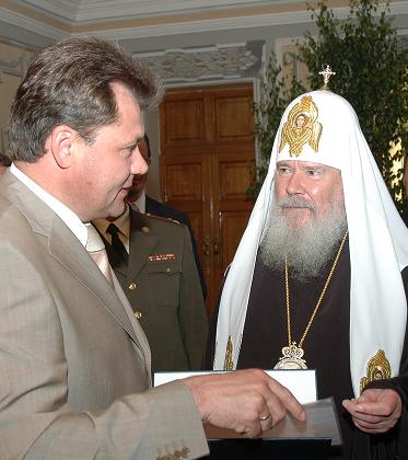 КОЛОКОЛ ЗВОНИТ ПО СЕРГИЮ